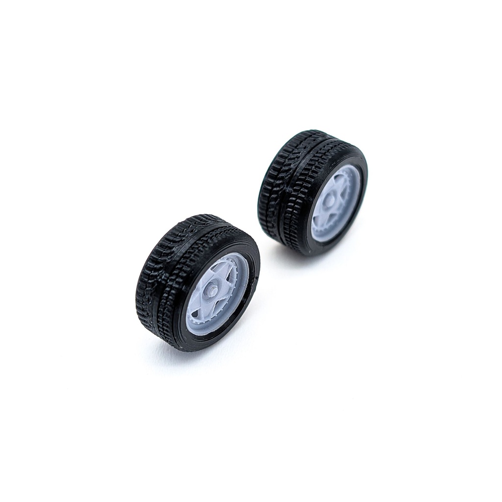 [CM3D-AM045-43] Set de 4 pneus UHP (route/sport) - flan large (monte décalé AV/AR)